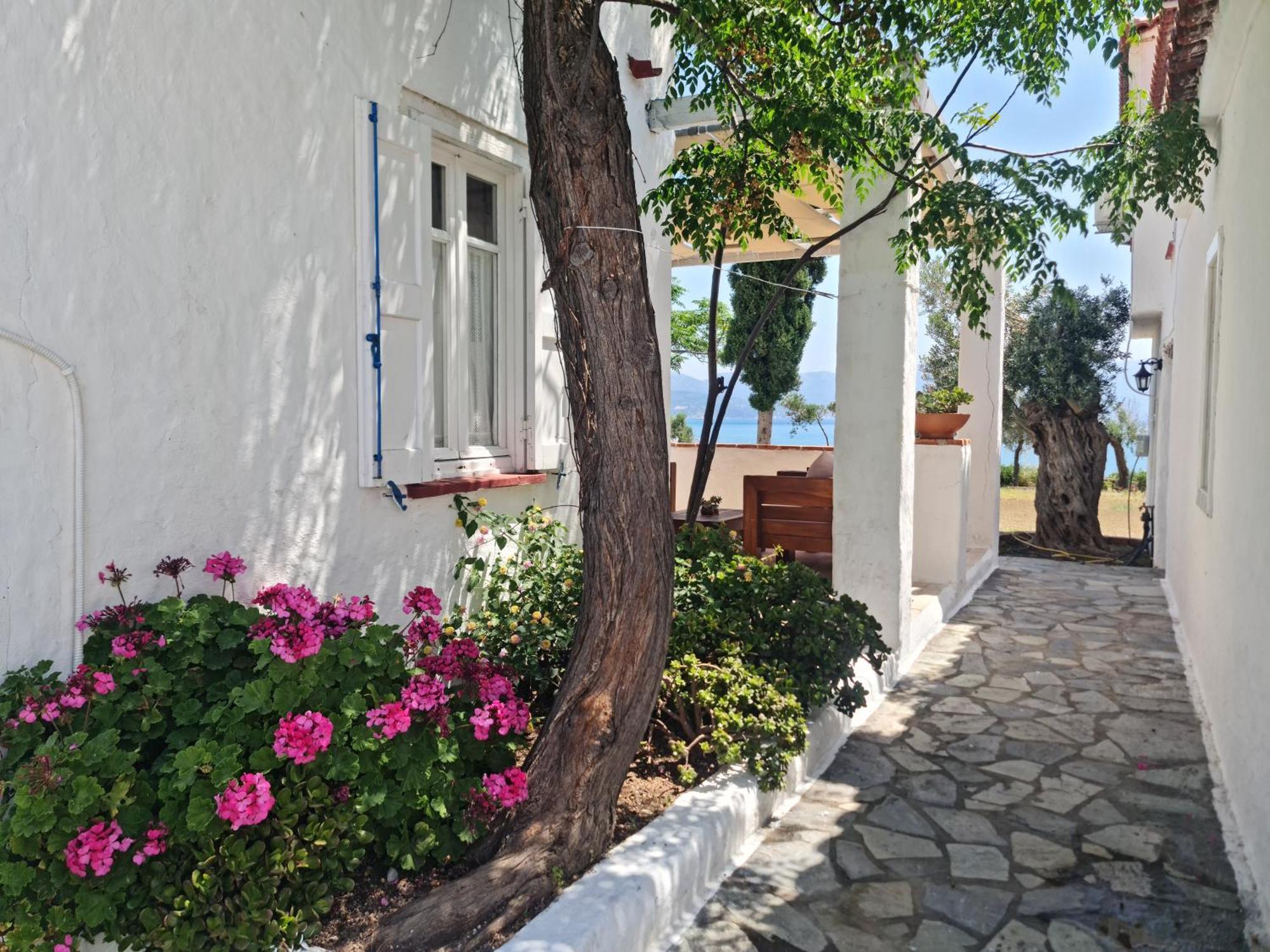 Loukoulos' Maisonette Marathókampos エクステリア 写真
